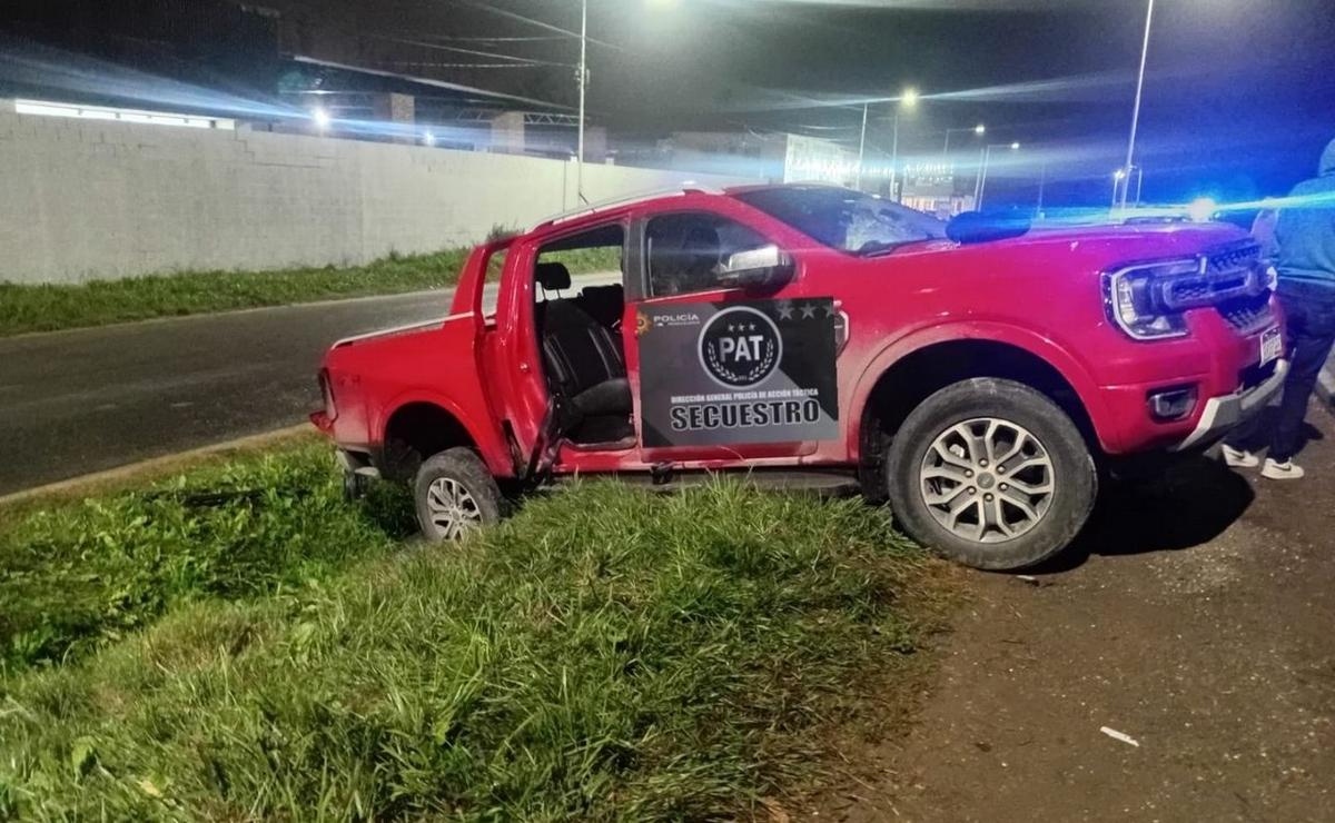 Choque entre una camioneta y un camión en Roldán con 4 vecinos de Marcos Juárez