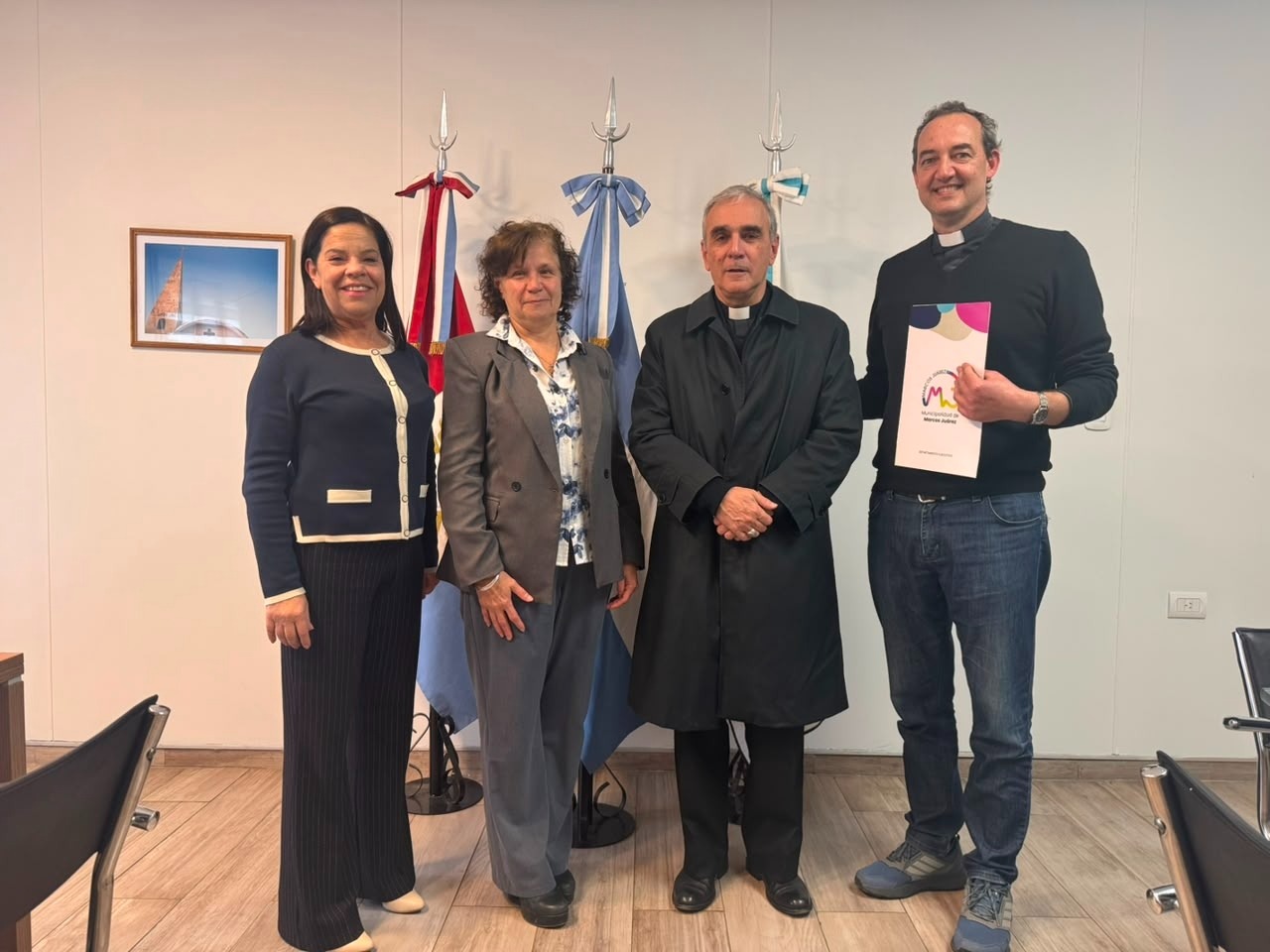 La municipalidad cedió al Arzobispado el terreno de la capilla María Rosa Mística en barrio Lavalle
